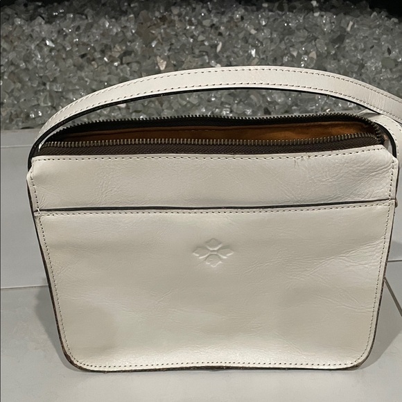 Patricia Nash Cream Embossed Crossbody Bag - Picture 5 of 9
